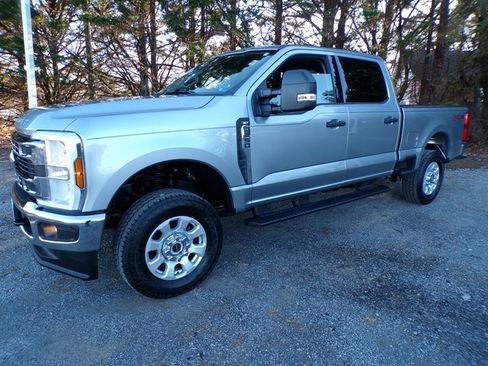 Used 2024 Ford F250 XLT w/ FX4 Off-Road Package image 1