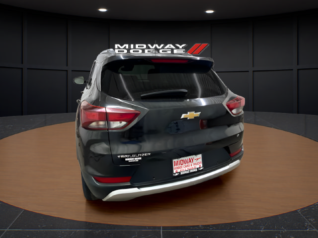 Used 2021 Chevrolet TrailBlazer LT w/ Convenience Package FWD image 6