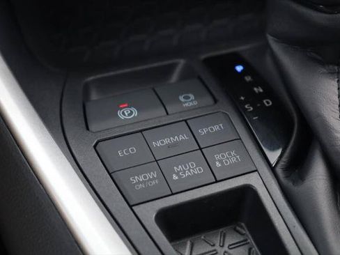 Certified 2025 Toyota RAV4 XLE w/ Weather Package AWD/4WD image 18