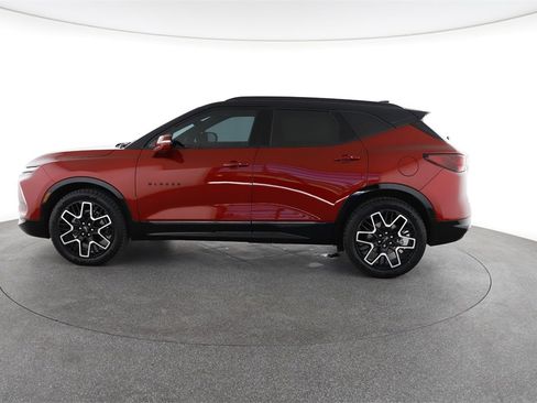 Used 2023 Chevrolet Blazer RS w/ Driver Confidence II Package image 7