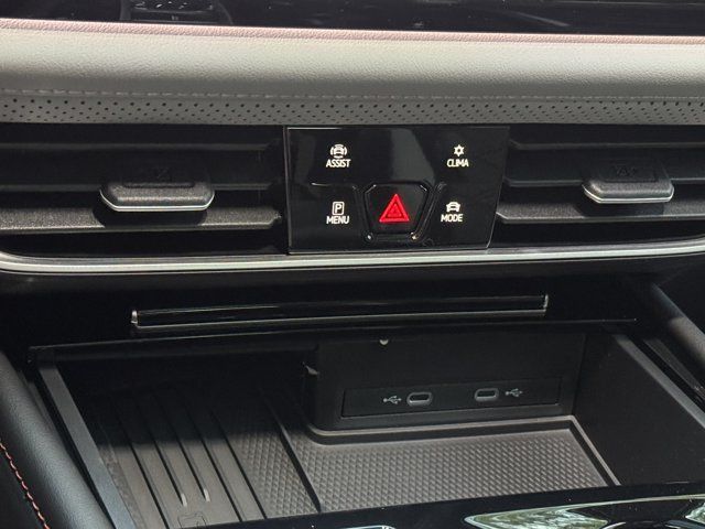 New 2026 Volkswagen Atlas Peak Edition AWD/4WD image 12