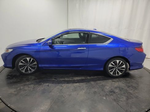 Used 2017 Honda Accord EX image 4