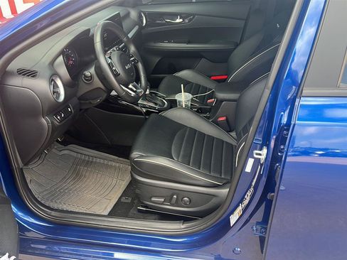 Used 2024 Kia Forte GT-Line w/ GT-Line Premium Package FWD image 3