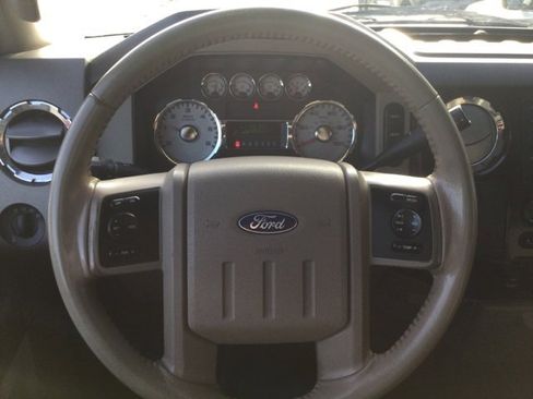 Used 2008 Ford F250 Lariat image 13