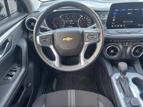 Used 2024 Chevrolet Blazer LT w/ Convenience Package AWD/4WD image 16