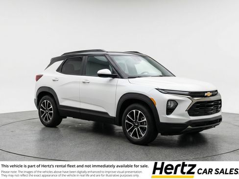 Used 2025 Chevrolet TrailBlazer LT FWD image 1