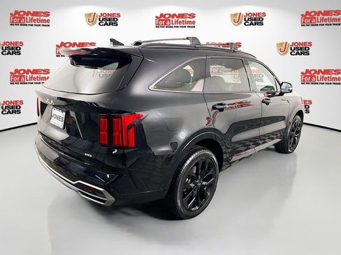 Certified 2023 Kia Sorento SX AWD/4WD image 18