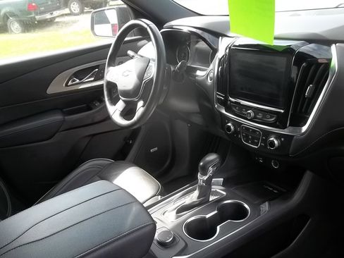 Used 2022 Chevrolet Traverse Premier w/ Redline Edition image 6