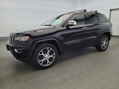 Used 2019 Jeep Grand Cherokee Limited w/ Trailer Tow Group IV AWD/4WD image 2
