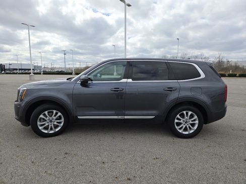Used 2022 Kia Telluride LX AWD/4WD image 14