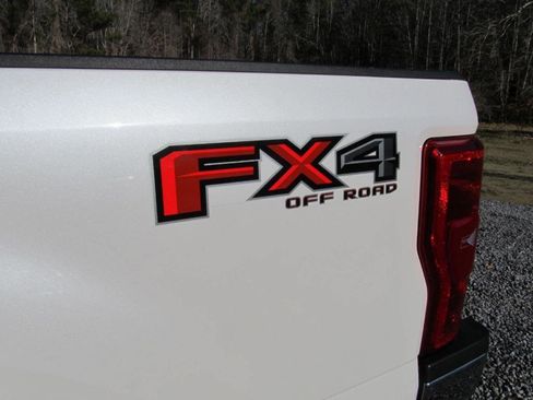 Used 2017 Ford F350 Lariat w/ Chrome Package image 14