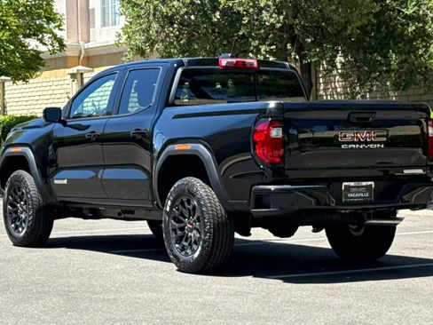 New 2026 GMC Canyon Elevation w/ Convenience Package RWD image 7