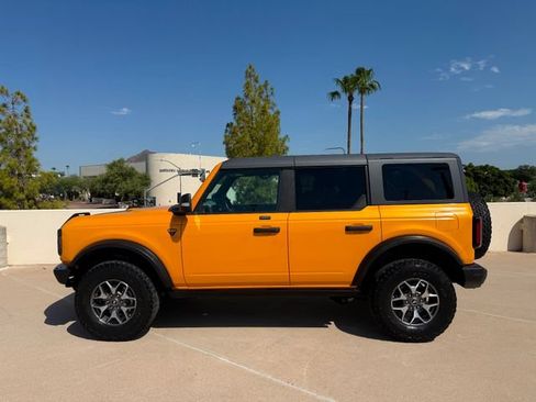Used 2021 Ford Bronco Badlands AWD/4WD image 5