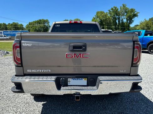 Used 2017 GMC Sierra 1500 SLT w/ SLT Premium Package AWD/4WD image 9