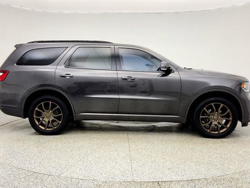 Used 2017 Dodge Durango GT w/ Premium Group image 4