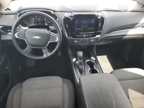 Used 2023 Chevrolet Traverse LT AWD/4WD image 12