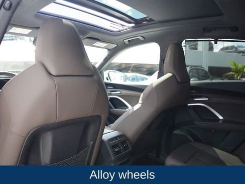 Used 2025 Audi Q5 Premium Plus AWD/4WD image 18