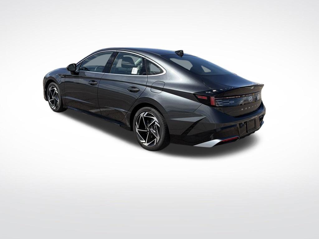Used 2026 Hyundai Sonata SEL AWD/4WD image 3