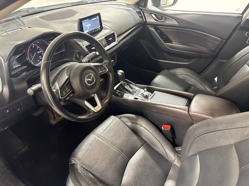Used 2018 MAZDA MAZDA3 Grand Touring FWD image 18