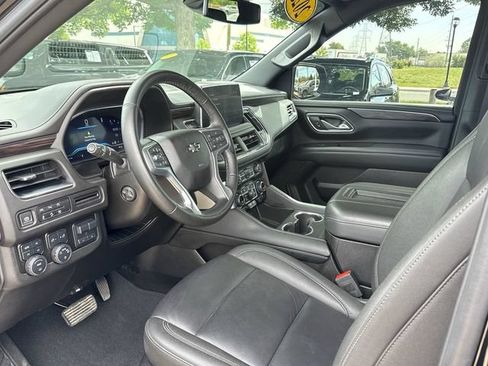 Used 2024 Chevrolet Tahoe Z71 w/ Z71 Off-Road Package AWD/4WD image 11