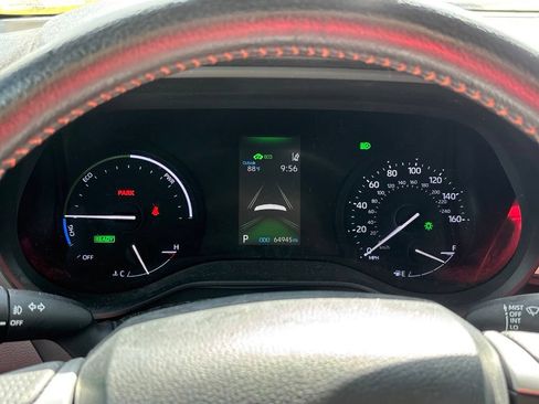Used 2021 Toyota Sienna XSE FWD image 15