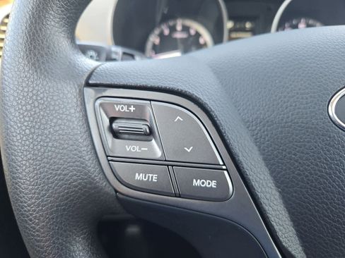 Used 2017 Hyundai Santa Fe Sport image 22