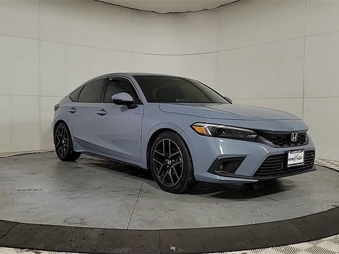 Used 2022 Honda Civic Sport Touring image 2