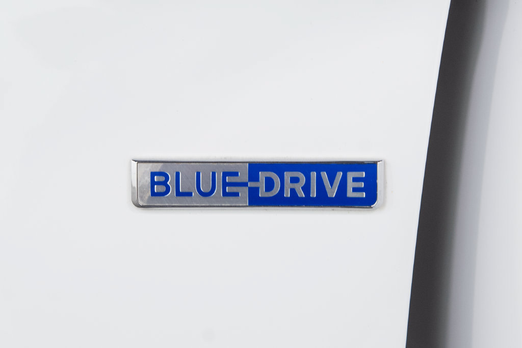 Used 2020 Hyundai Ioniq Blue FWD image 6