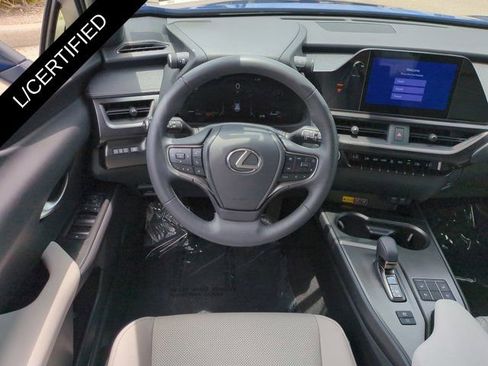 Certified 2025 Lexus UX 300h FWD w/ Accessory Package (Z2) image 15