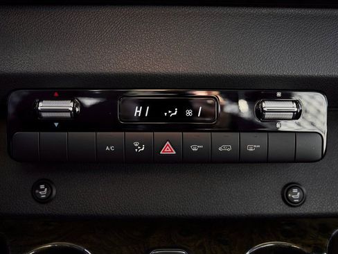 Used 2019 Mercedes-Benz Sprinter 144 image 64