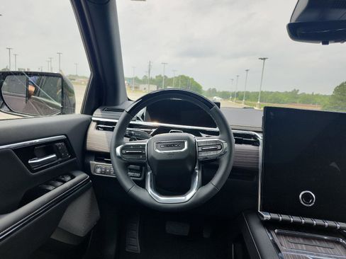 New 2025 GMC Sierra EV Denali image 13