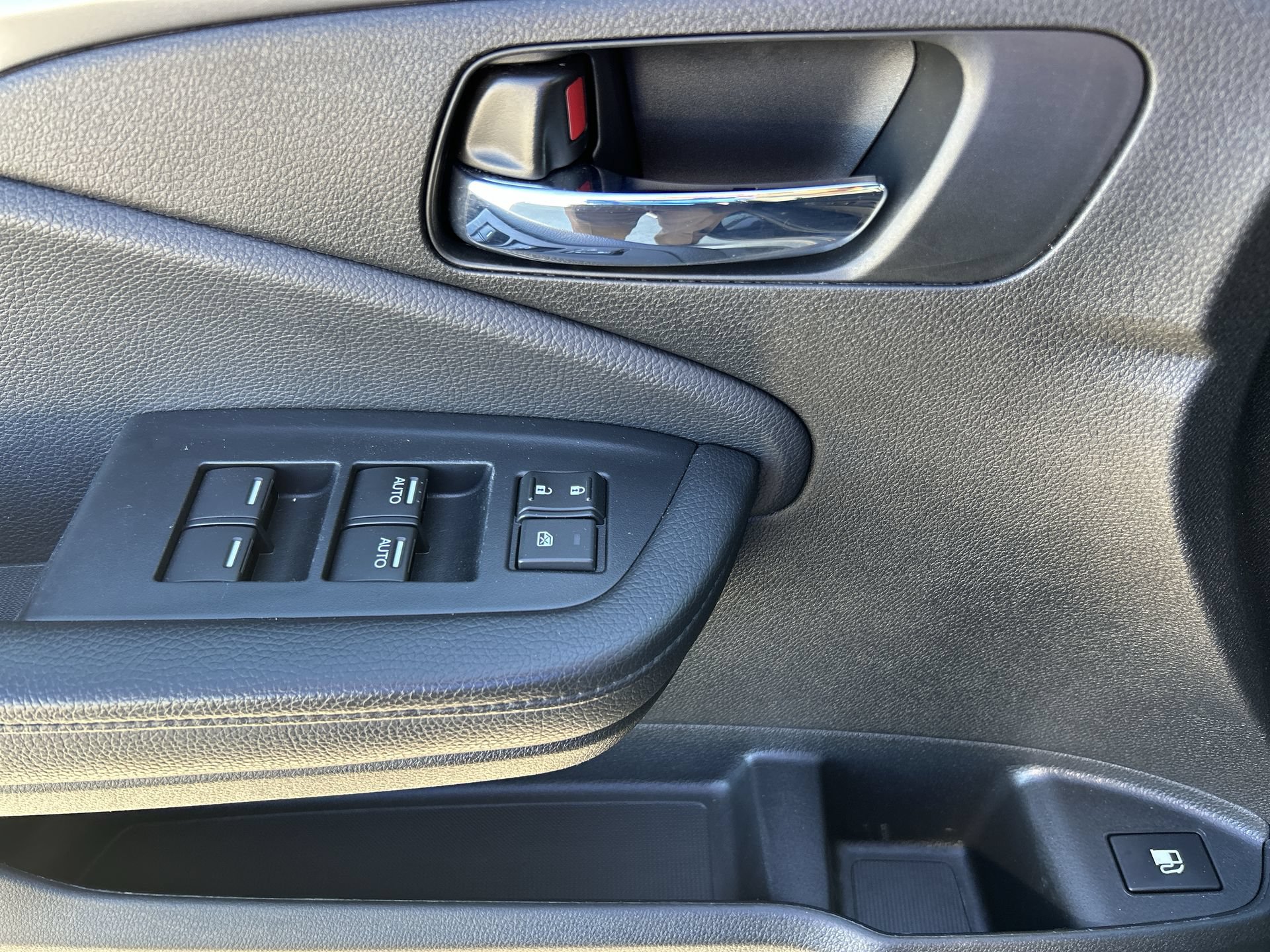 Certified 2022 Honda Pilot Sport image 15
