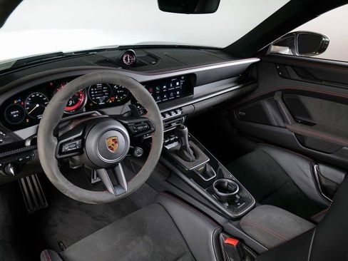Certified 2022 Porsche 911 GT3 RWD image 17