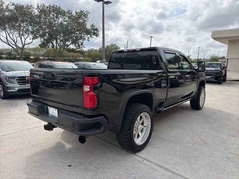 Used 2021 Chevrolet Silverado 2500 High Country w/ Z71 Off-Road Package image 6