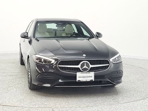 Used 2024 Mercedes-Benz C 300 Sedan image 3