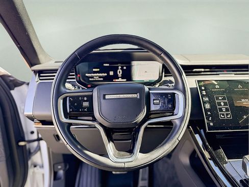 Used 2024 Land Rover Range Rover Sport SE image 21