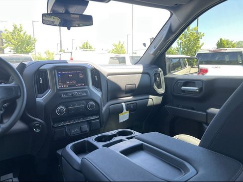 New 2026 Chevrolet Silverado 1500 Custom Trail Boss w/ LPO, Dark Essentials Package AWD/4WD image 24