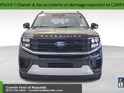 Certified 2025 Ford Expedition Platinum w/ Driver's Package AWD/4WD image 2