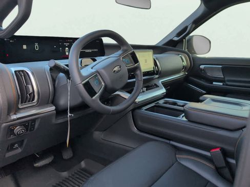 New 2026 Ford Expedition Tremor image 8