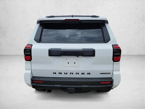 Used 2026 Toyota 4Runner TRD Off-Road Premium AWD/4WD image 6