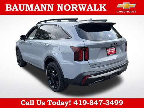 Used 2025 Kia Sorento SX Prestige AWD/4WD image 3