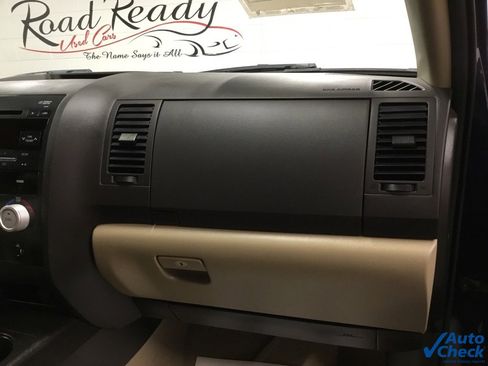 Used 2010 Toyota Tundra Limited image 44