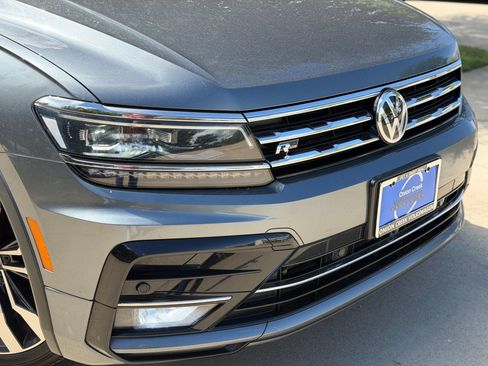 Used 2021 Volkswagen Tiguan SEL Premium R-Line AWD/4WD image 3