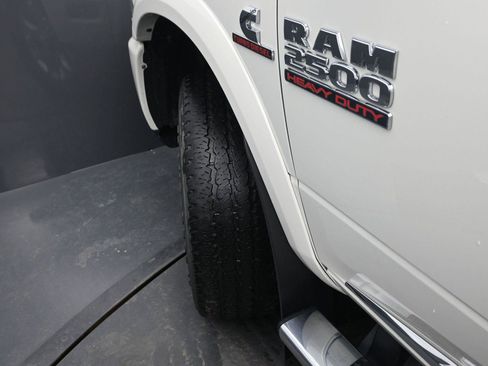 Used 2017 RAM 2500 Limited image 5