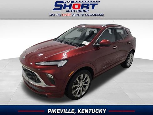 Used 2024 Buick Encore GX Avenir w/ Avenir Convenience Package FWD image 1