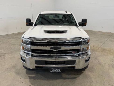 Used 2019 Chevrolet Silverado 2500 LT image 4