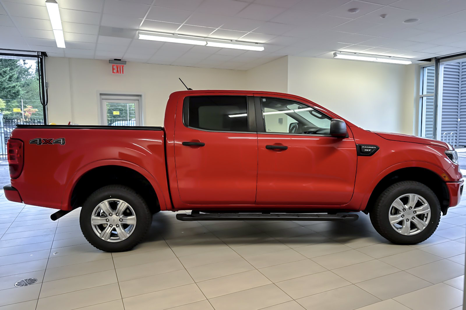 Used 2020 Ford Ranger XLT w/ Trailer Tow Package AWD/4WD image 3