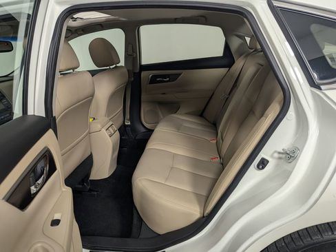Used 2015 Nissan Altima 2.5 SL w/ Moonroof Package FWD image 26