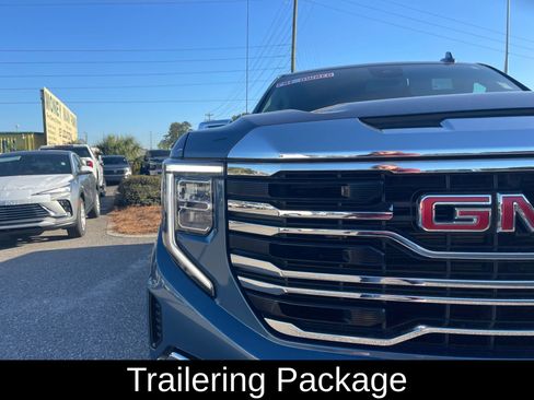Used 2024 GMC Sierra 1500 SLT image 3