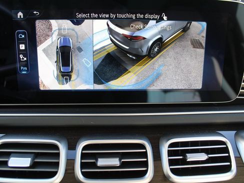 Certified 2026 Mercedes-Benz GLE 53 AMG 4MATIC image 56